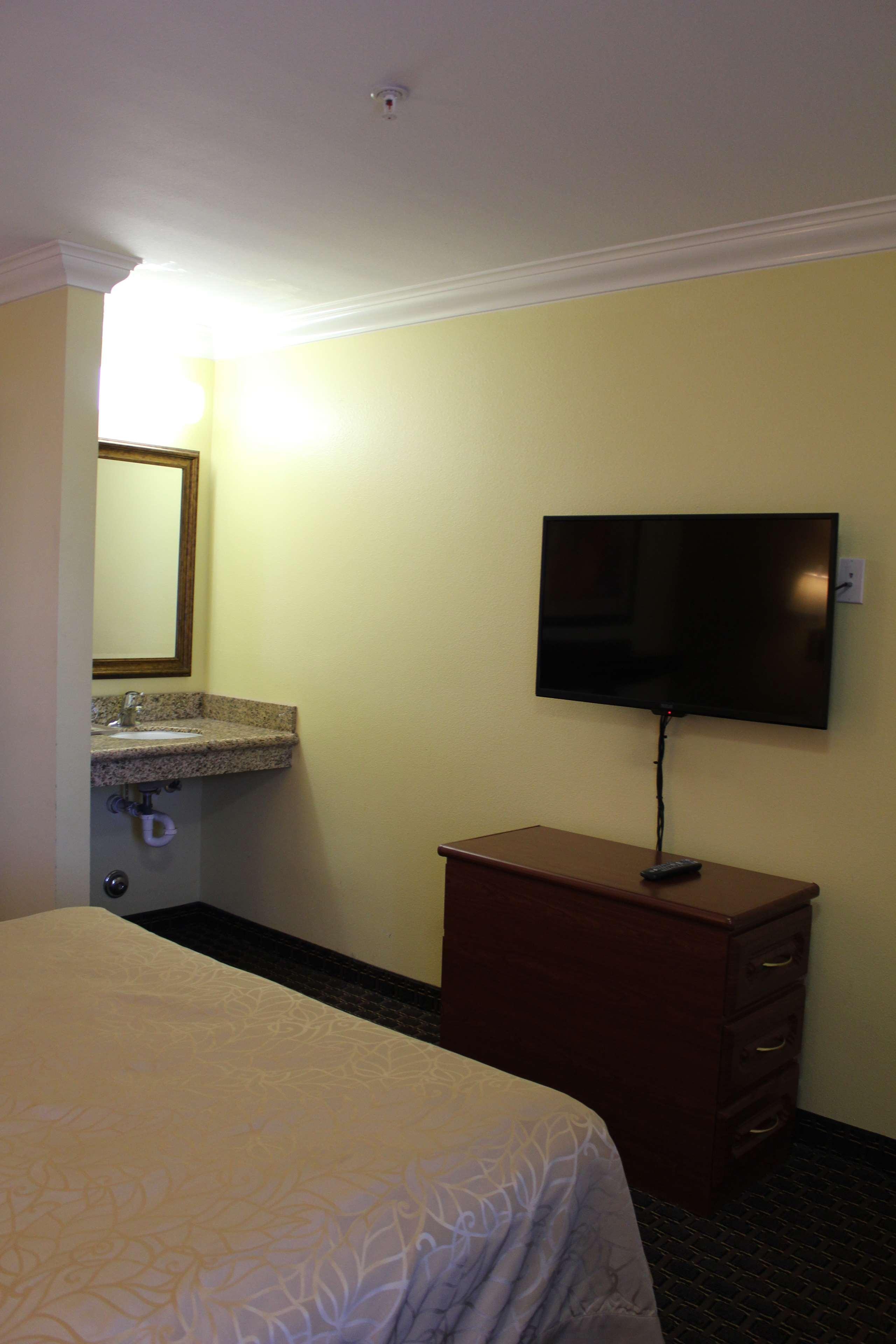 ชัวร์สเตย์ โฮเต็ล บาย เบสต์เวสเทิร์น เซาท์เกท Hotel ภายนอก รูปภาพ